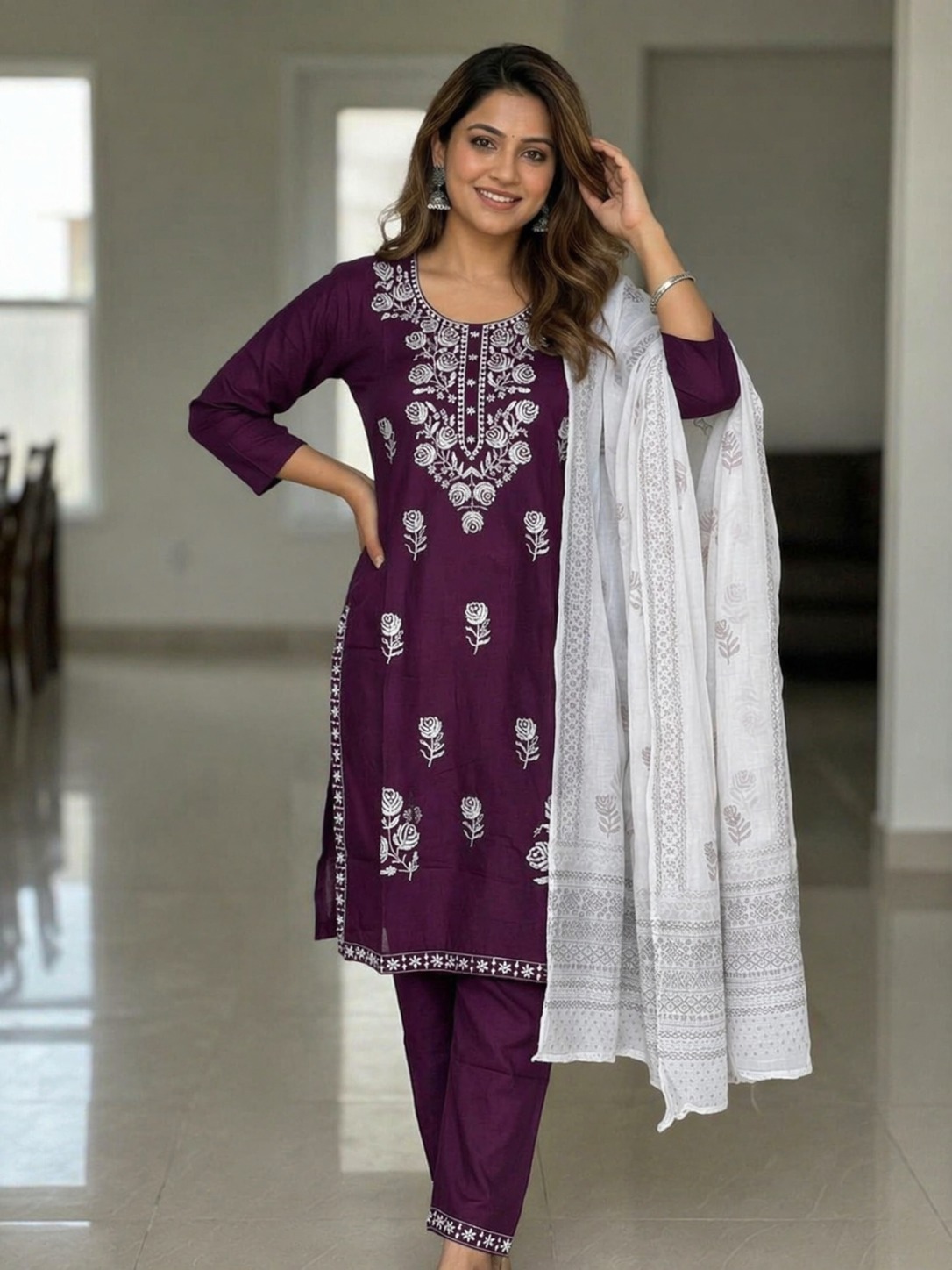 siril women's cotton blend straight fit straight chikankari kurti siril women's cotton blend straight fit straight chikankari kurti